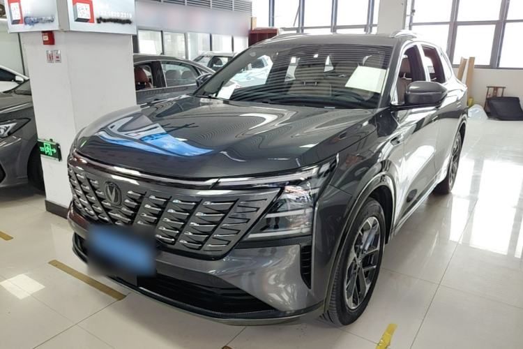 ChangAn CS75 PLUS 2025 — фото 1