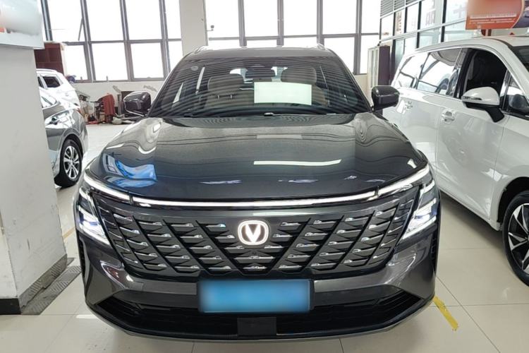 ChangAn CS75 PLUS 2025 — фото 2