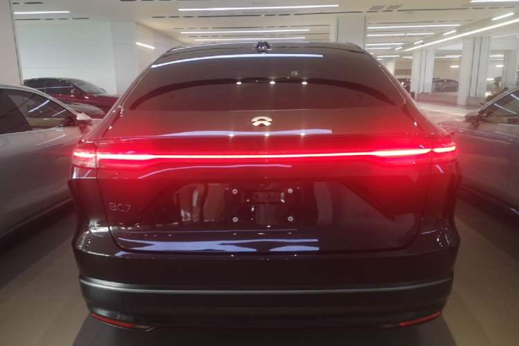 NIO EC7 2023 — 5