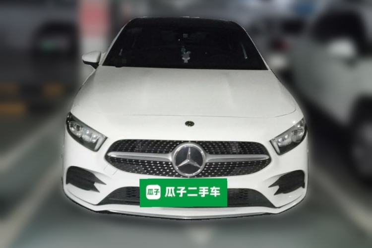 Mercedes-Benz A 200 L 2020 — фото 2