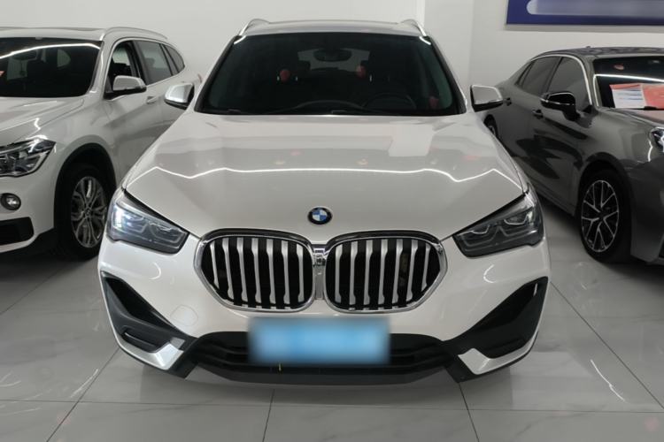 BMW X1 2021 — 2