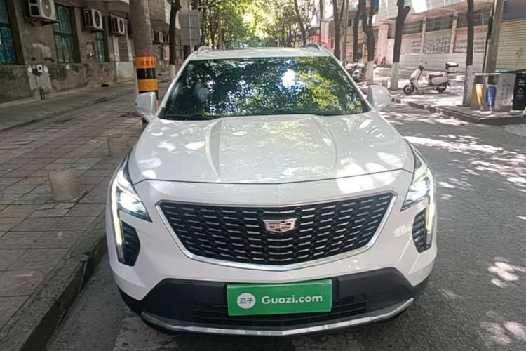 Cadillac XT4 2020 — фото 2