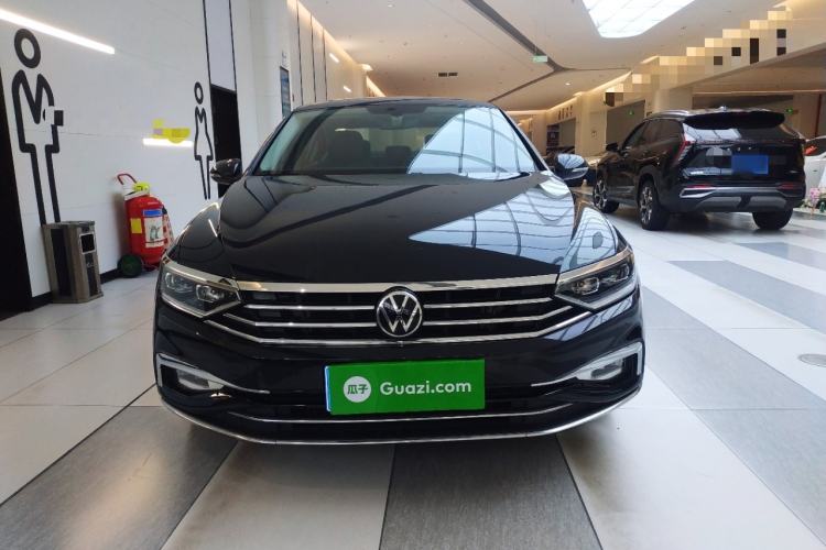 Volkswagen Magotan 2020 — 2
