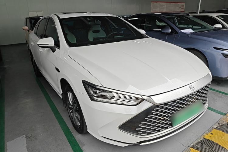 BYD Qin Plus 2023 — фото 3