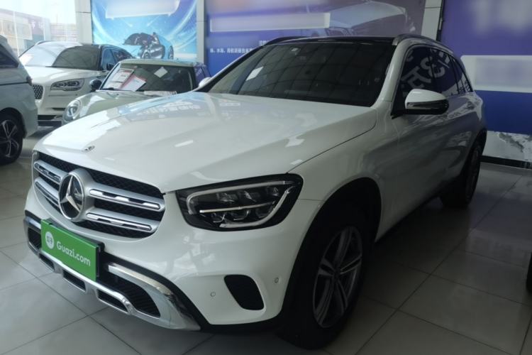 Mercedes-Benz GLC 260 L 2021 — фото 1