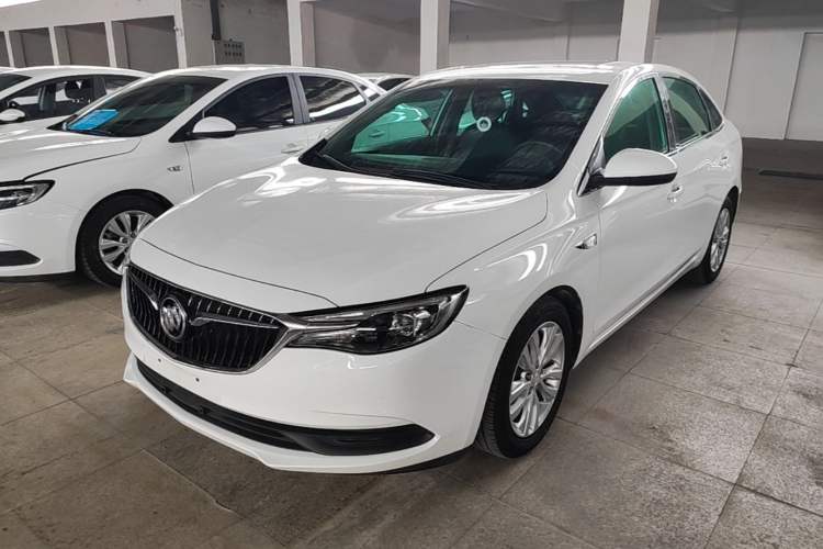 Buick GT 2021 — фото 1