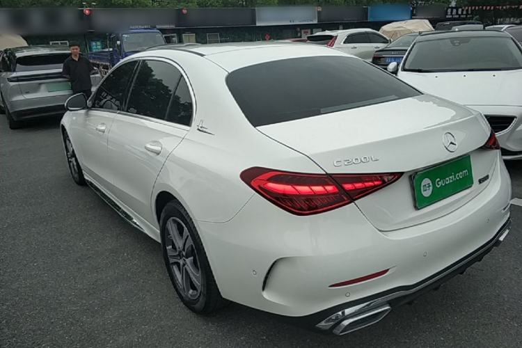 Mercedes-Benz C 200 L 2022 — 4