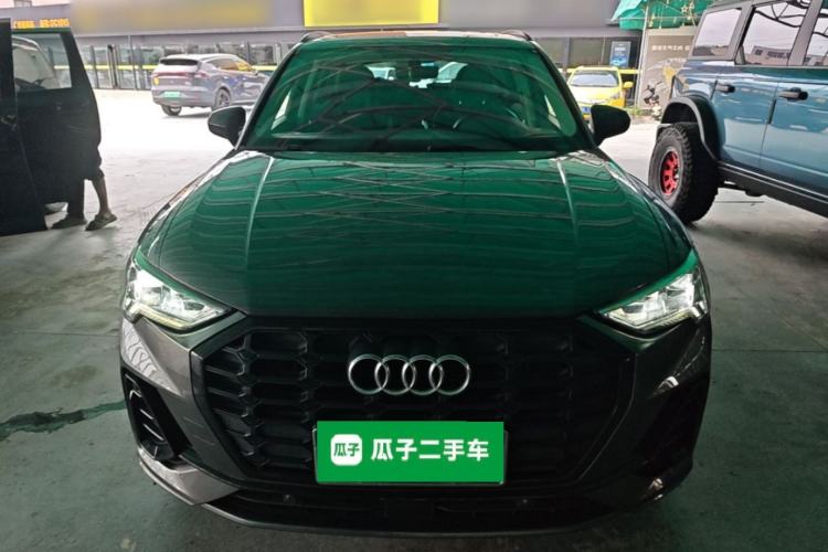 Audi Q3 2021 — 2