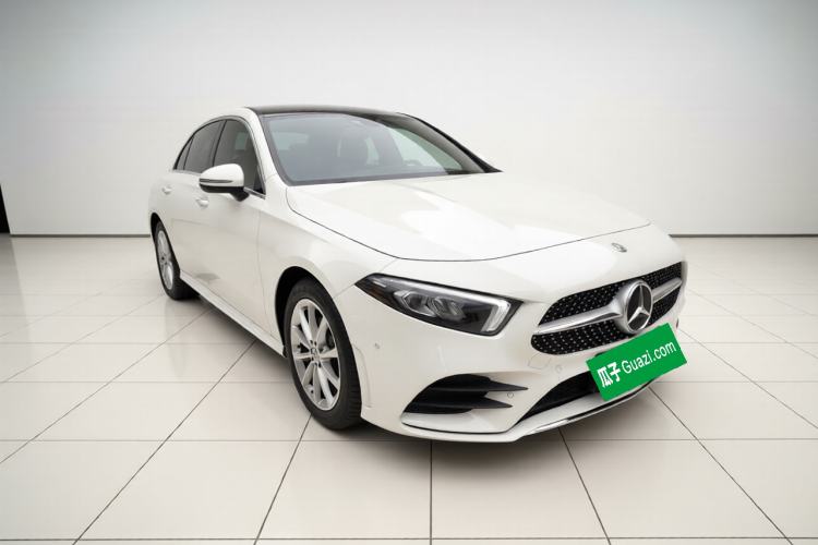 Mercedes-Benz A 200 L 2020 — фото 2
