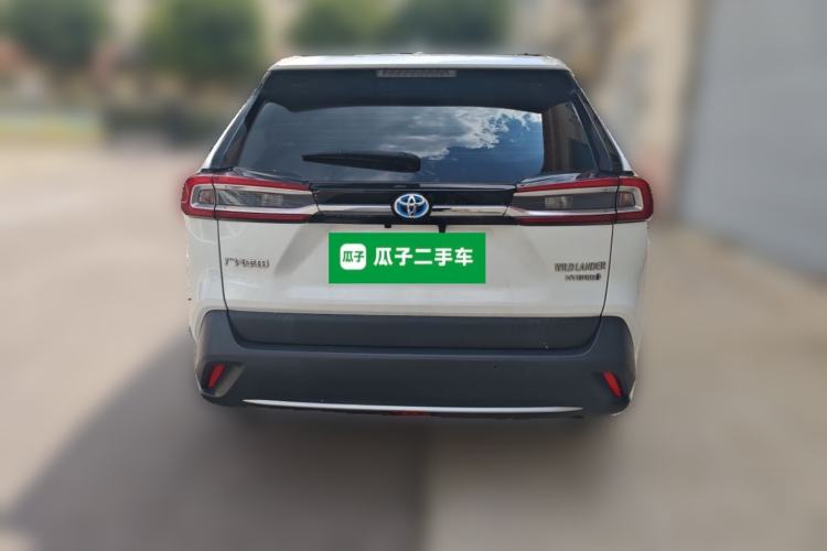 Toyota RAV4 2020 — фото 3