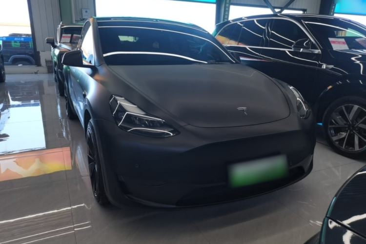 Tesla Model Y 2022 — 2
