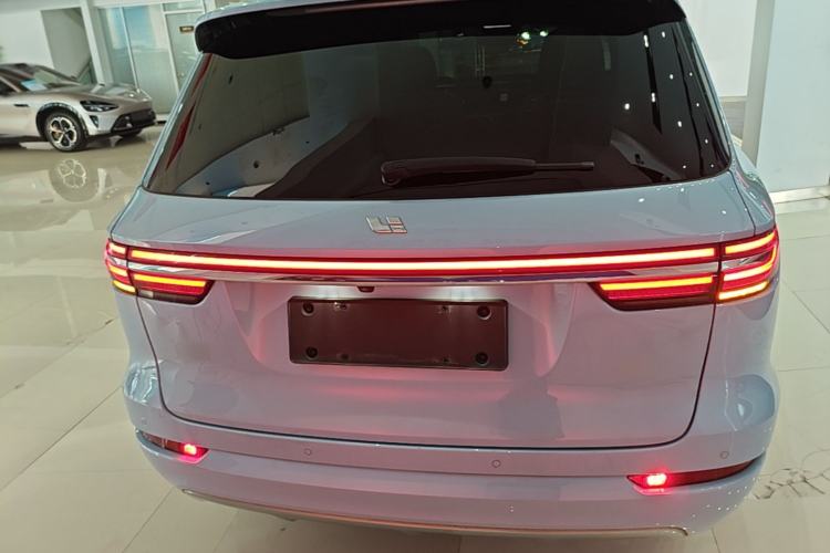 Li Auto ONE 2021 — 5