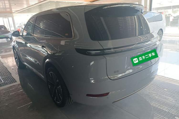 Li Auto L9 2025 — 4