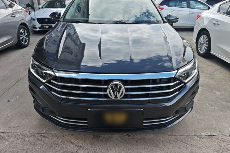 Volkswagen Sagitar 2020 — 2