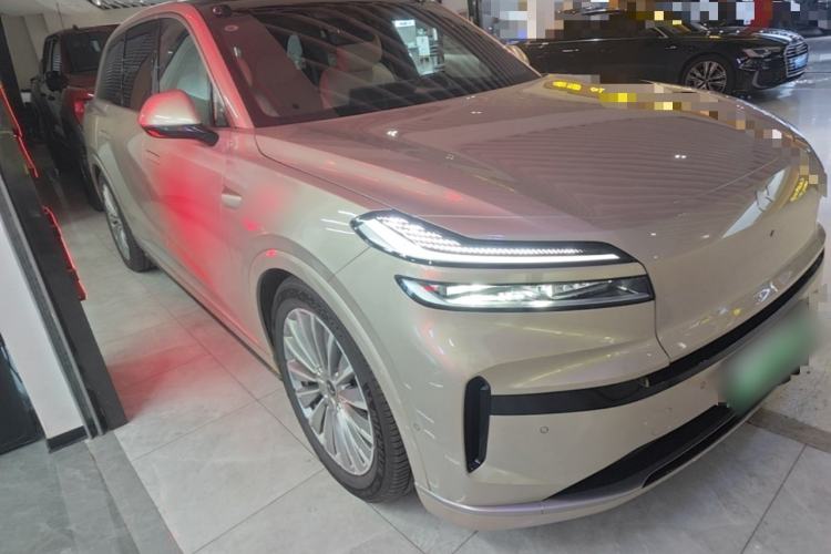 Onvo L90 2025 — 3