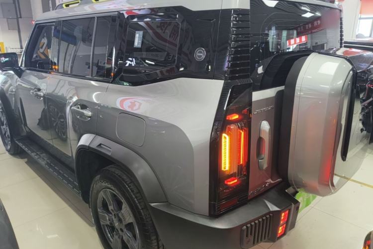 Jetour Traveler 2023 — 4