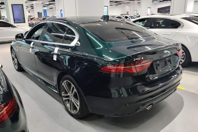 Jaguar XEL 2023 — 4