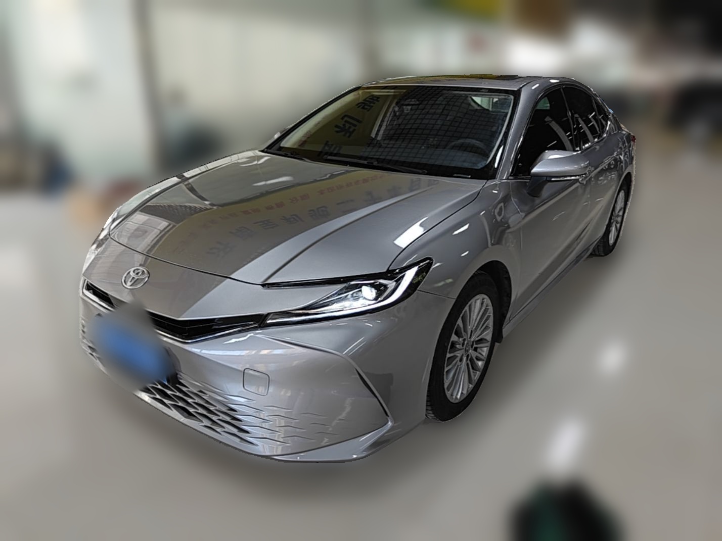 Toyota Camry 2024 — фото 1