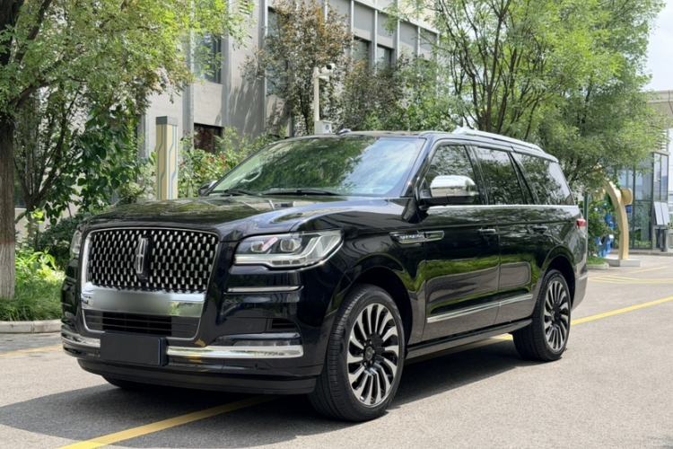 Lincoln navigator 2022 — фото 1
