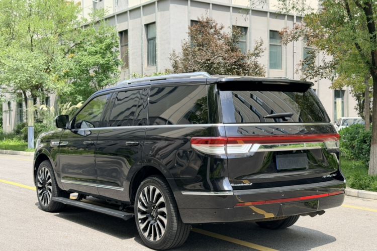 Lincoln navigator 2022 — фото 5