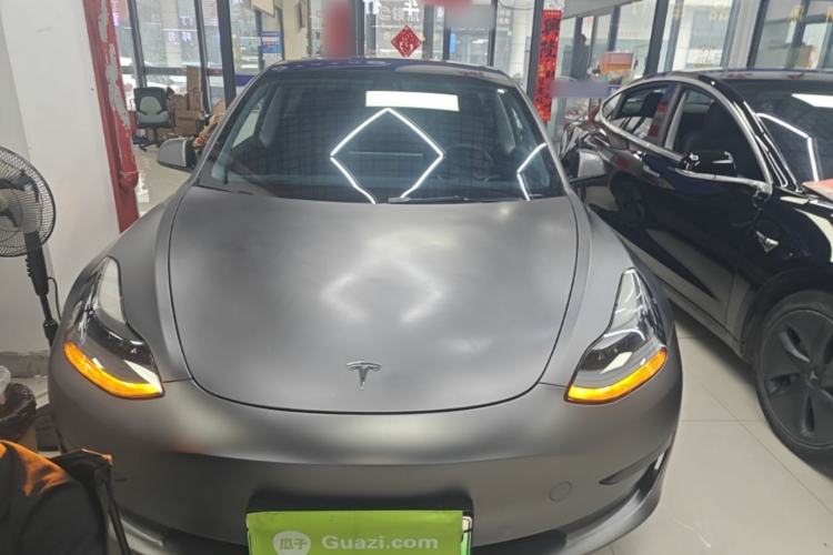 Tesla Model 3 2021 — 2