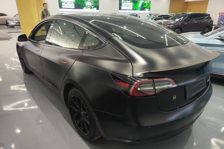 Tesla Model 3 2022 — 4