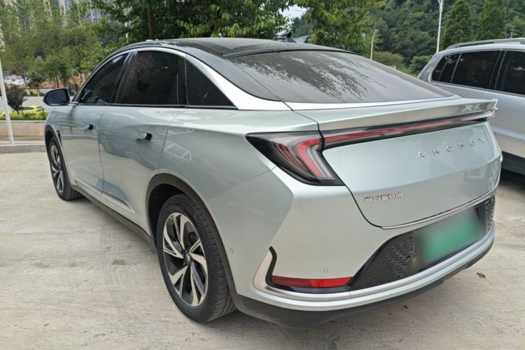 Arcfox Alpha S 2022 — 4