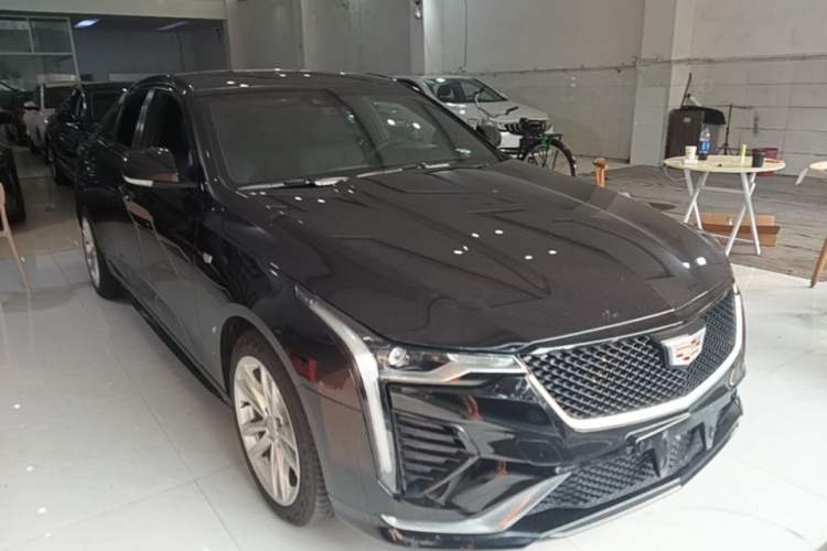 Cadillac CT4 2021 — 3