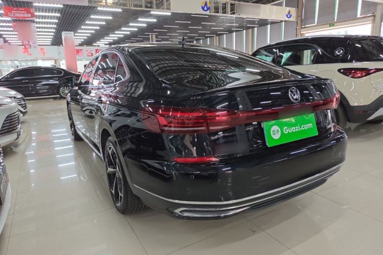 Volkswagen Passat 2024 — 4