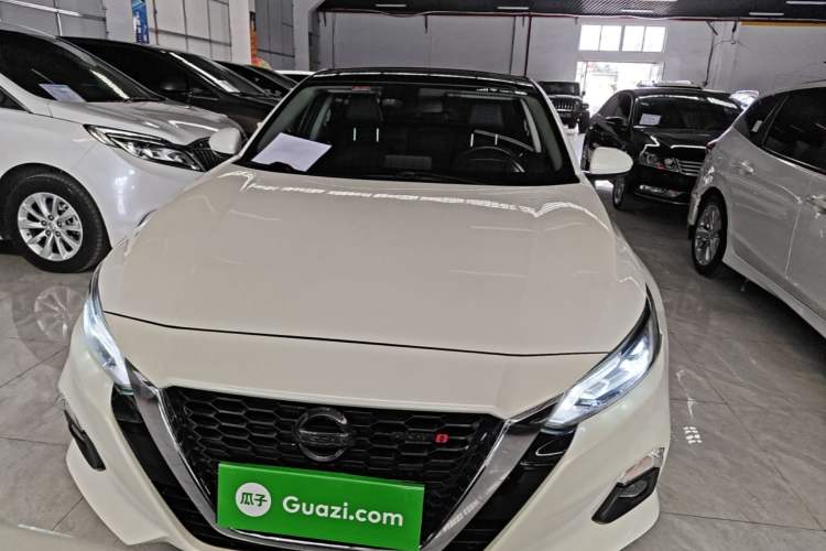 Nissan Altima 2021 — 2