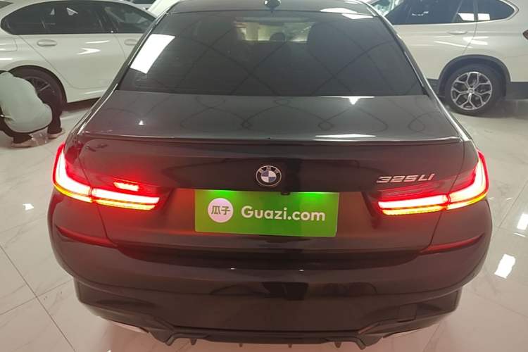 BMW 325Li 2022 — 5