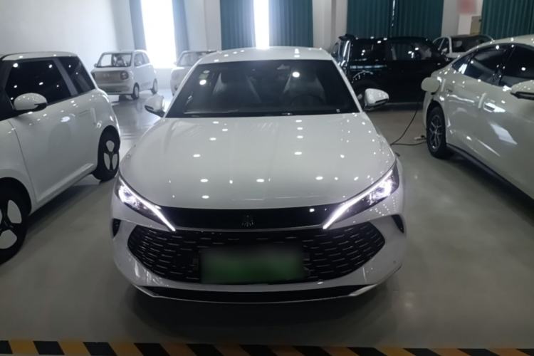 BYD Qin L 2026 — фото 2