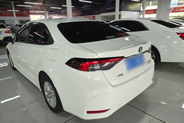Toyota Corolla 2022 — 4