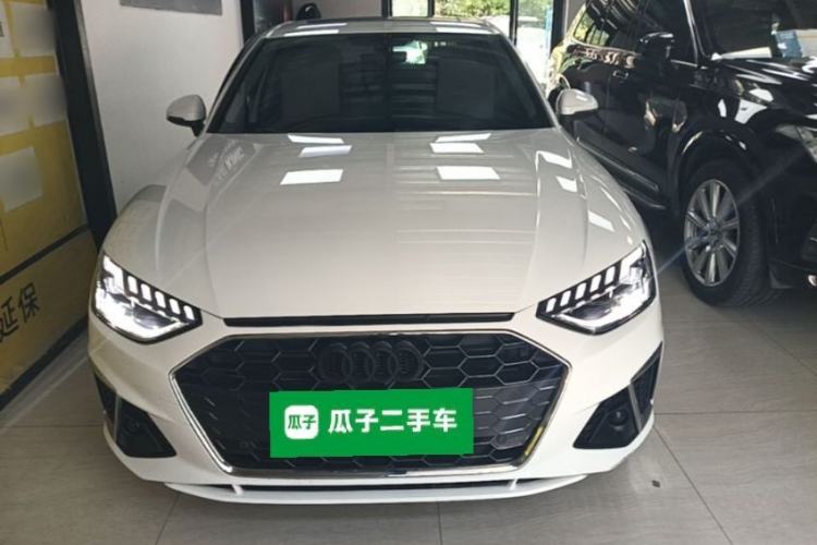 Audi A4 2020 — 2