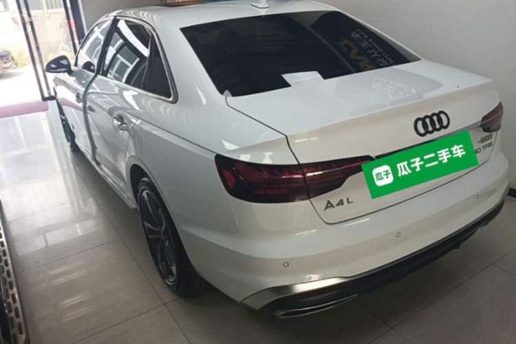Audi A4 2020 — 4