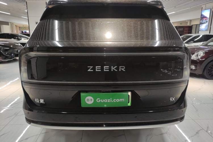 Zeekr 9X 2025 — 5