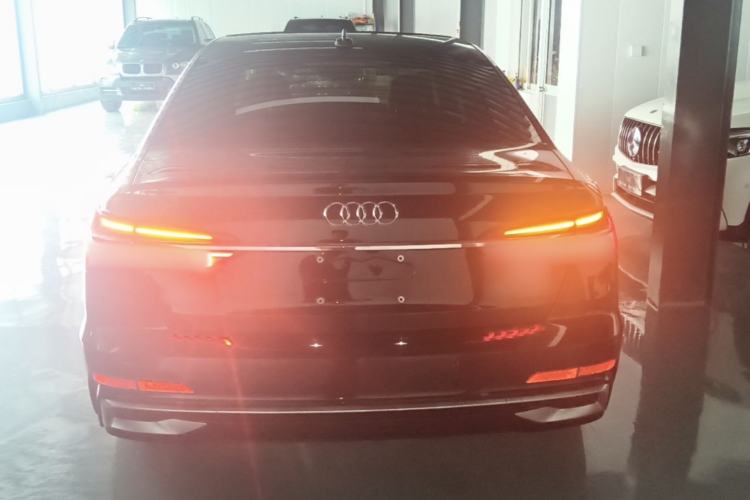 Audi A6L 2023 — фото 5