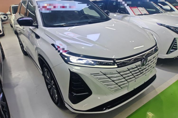 ChangAn CS75 Plus 2024 — фото 3