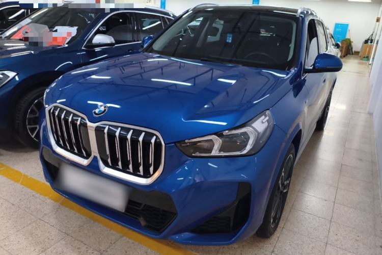 BMW X1 2023 — фото 1