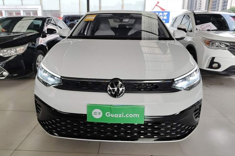 Volkswagen Lavida 2025 — 2