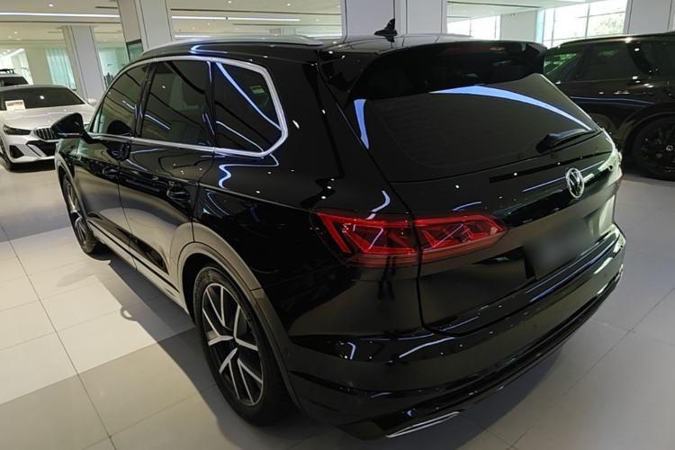Volkswagen Touareg 2023 — 4