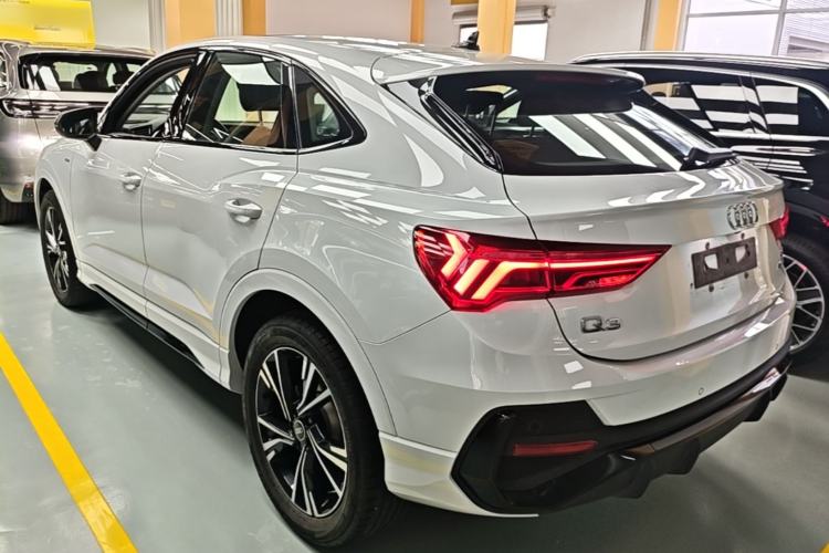 Audi Q3 Sportback 2022 — фото 4