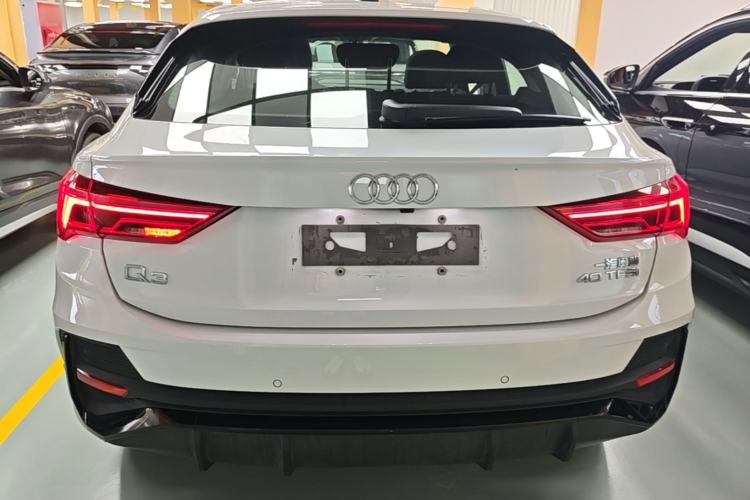Audi Q3 Sportback 2022 — фото 5