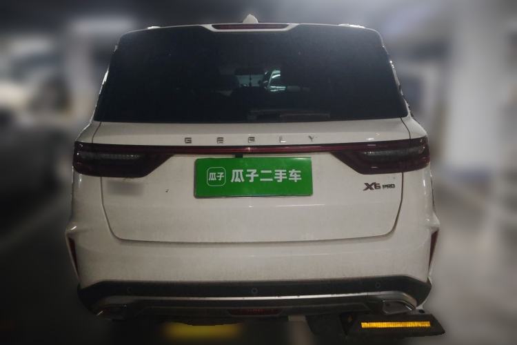 Geely Vision X6 2021 — 3