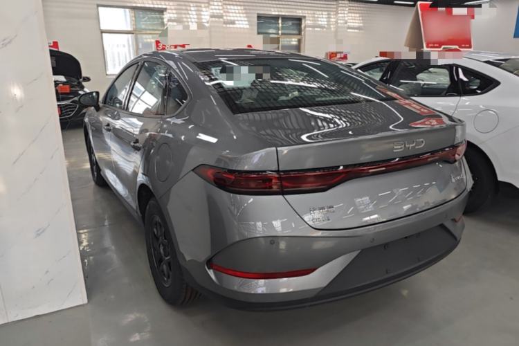 BYD Qin Plus 2025 — фото 4