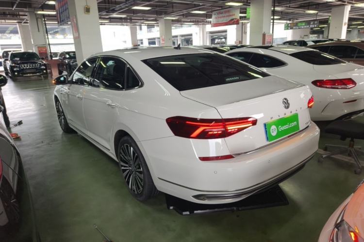 Volkswagen Passat 2020 — 4