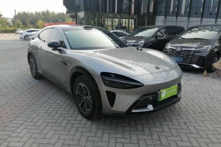 Xiaomi Auto YU7 2025 — фото 3