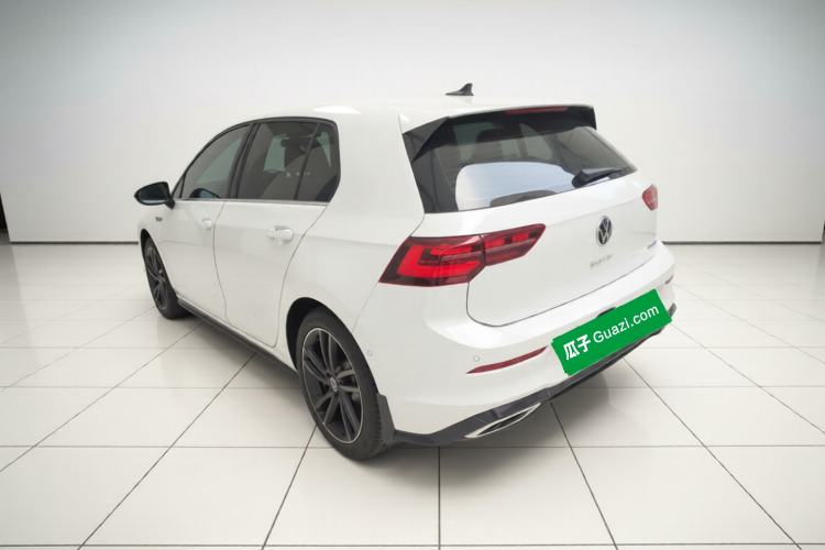 Volkswagen Golf 2021 — 4