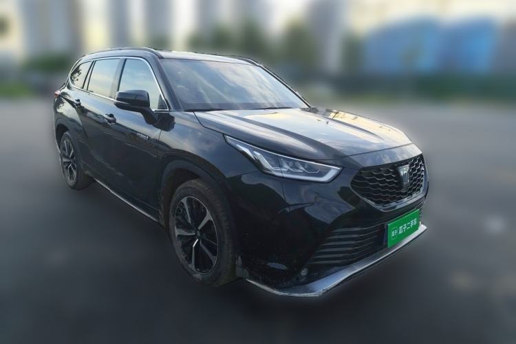 Toyota Highlander 2022 — 3