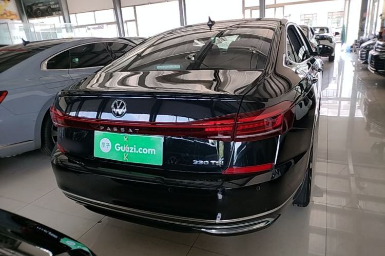 Volkswagen Passat 2023 — 5